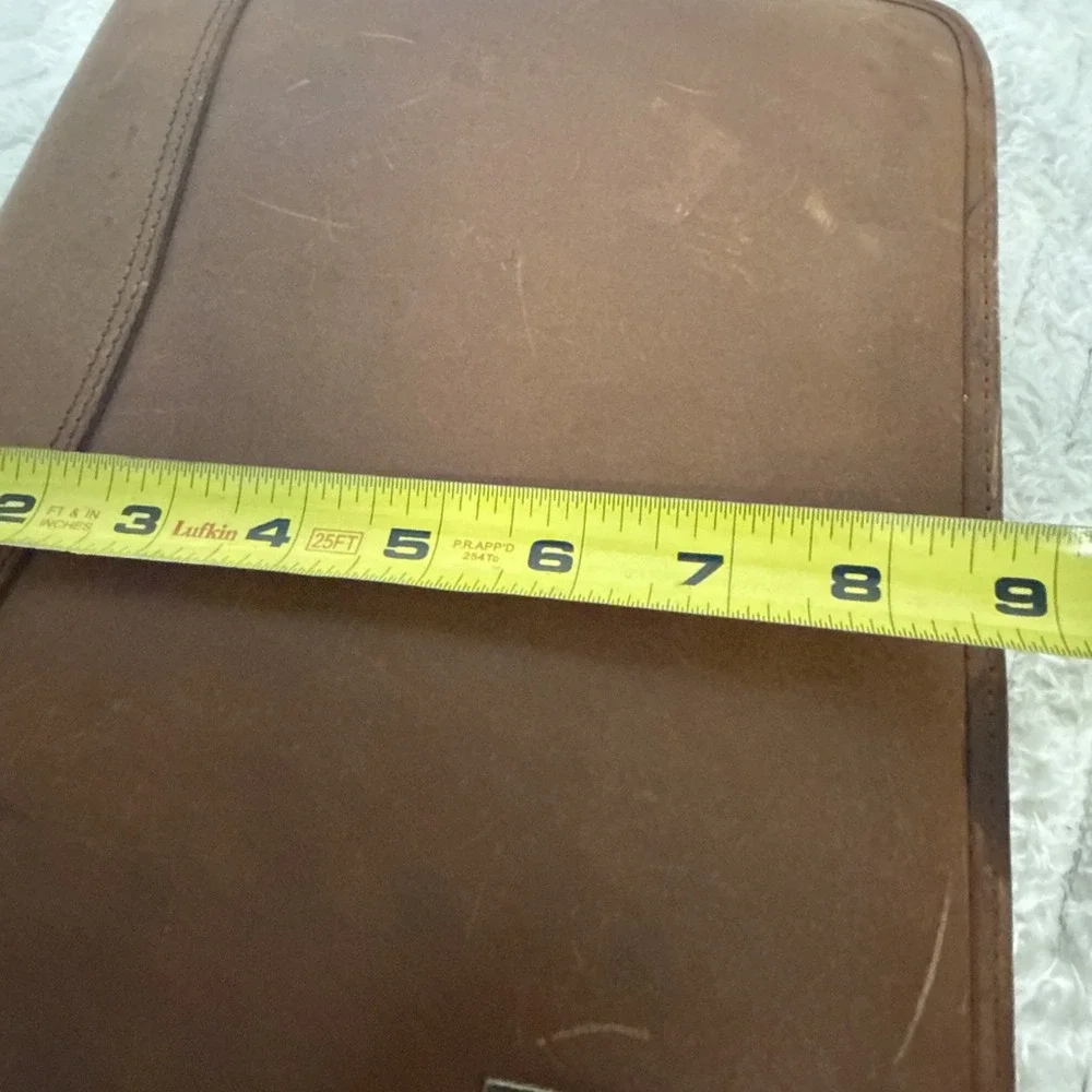 VTG Daytimer Planner Binder Organizer Camel Leather Zip Cover Kim Collins
